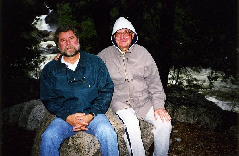 Bob & Pa at Kings Canyon